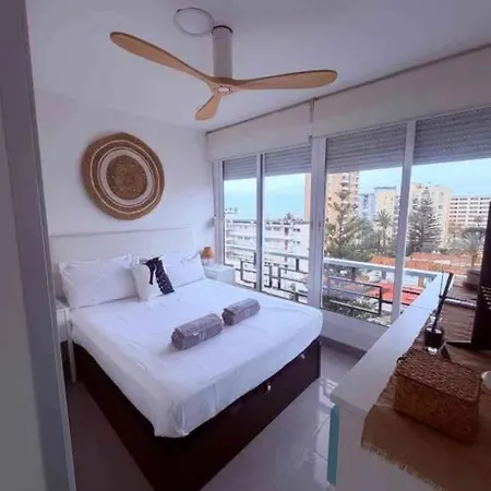 Oasis Urbano Con Piscina En El Centro De Malaga Apartament *